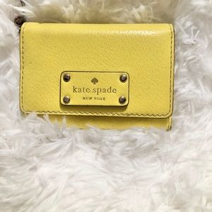 SOLD  Kate spade Wellesley Darla Wallet